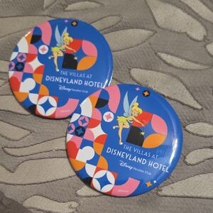 Disneyland Hotel DVC Tour (2) Tinker Bell Buttons